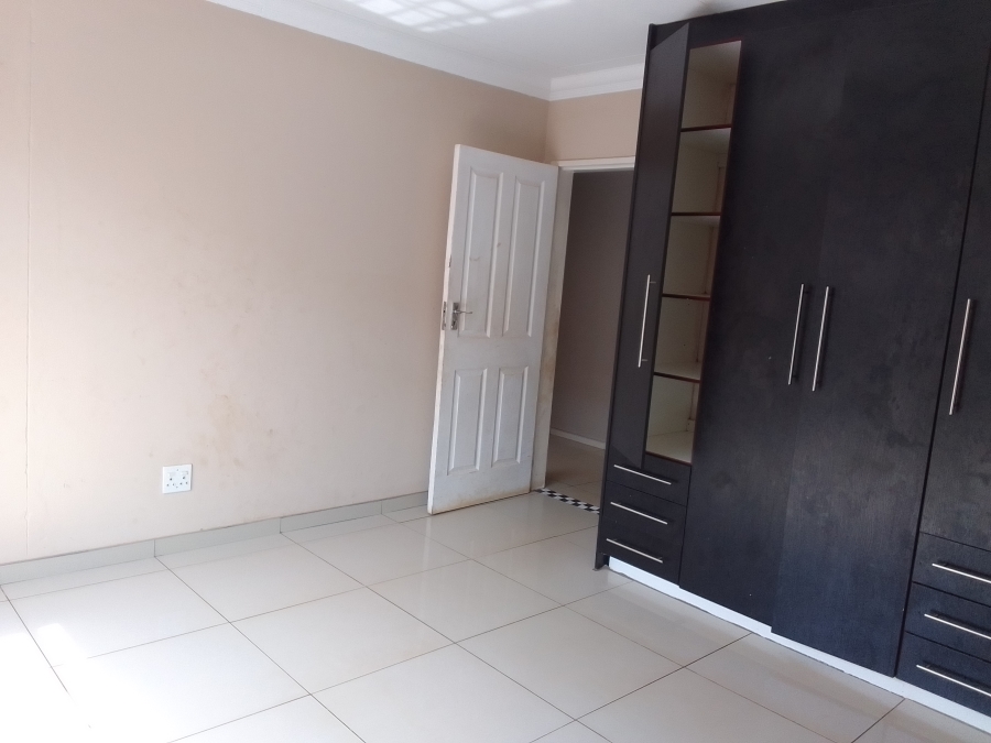 3 Bedroom Property for Sale in Geelhoutpark North West